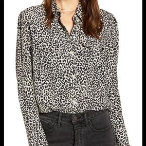 NWOT Something Navy Leopard Button Up Blouse Small